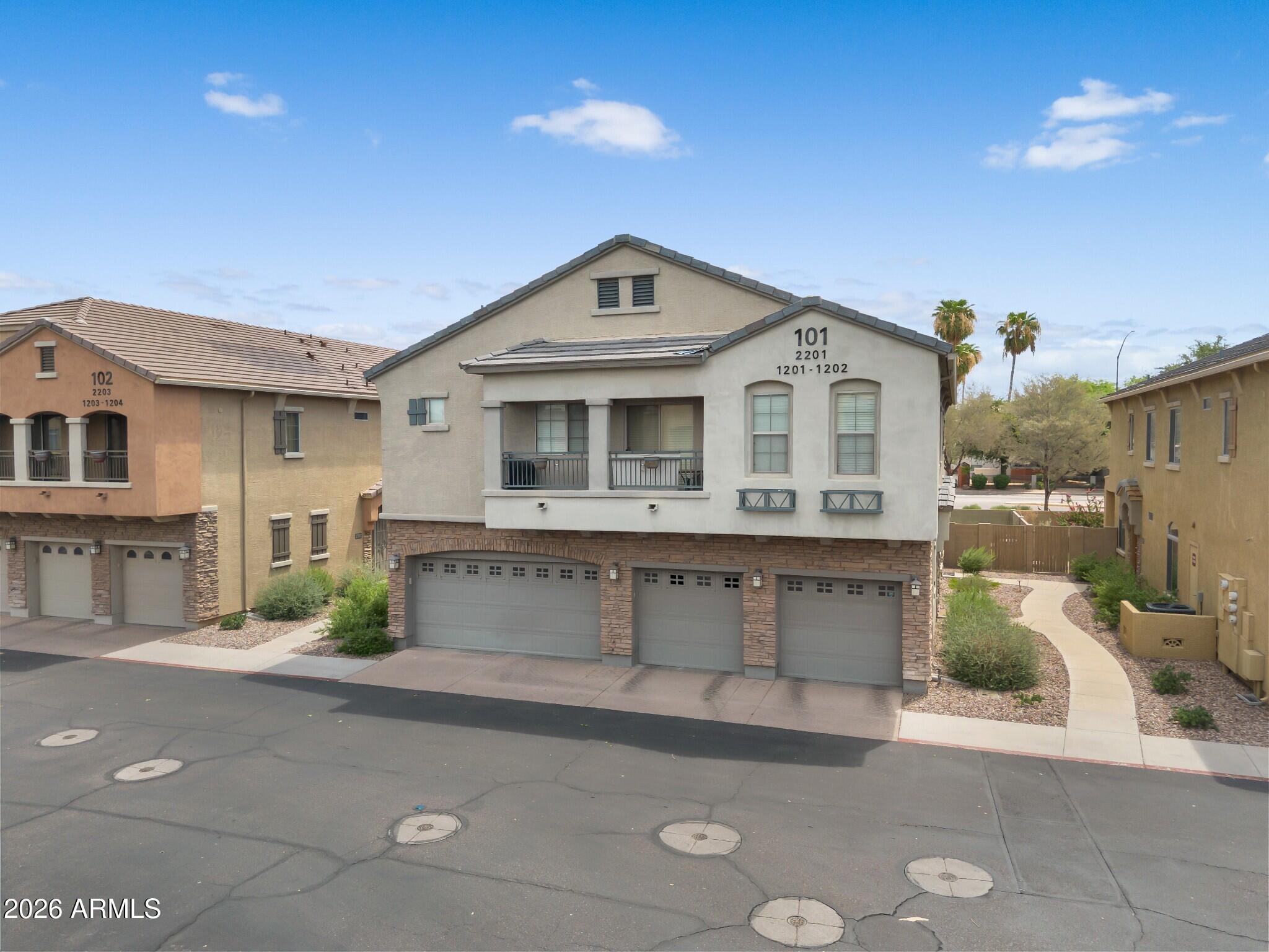 1350 S GREENFIELD Road 1202
