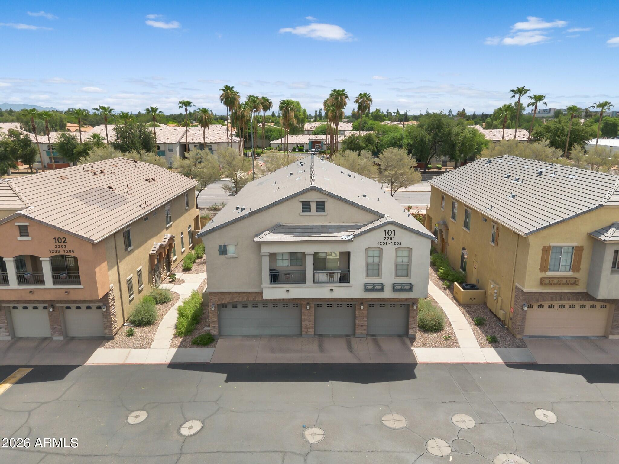 1350 S GREENFIELD Road 1202