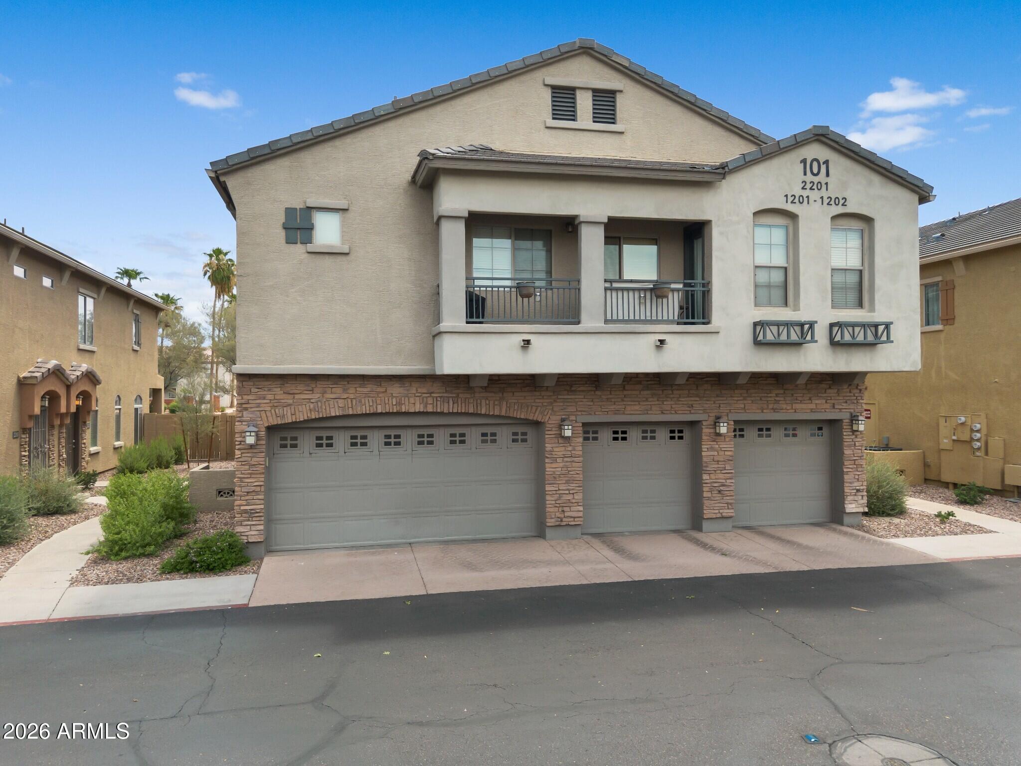 1350 S GREENFIELD Road 1202