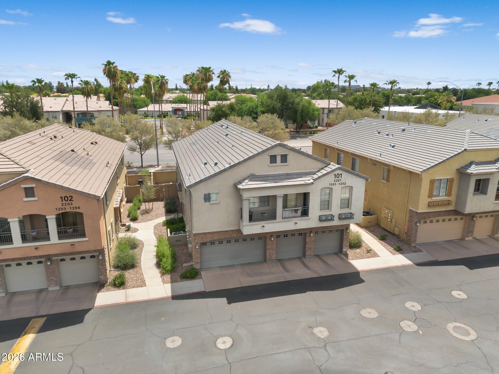 1350 S GREENFIELD Road 1202