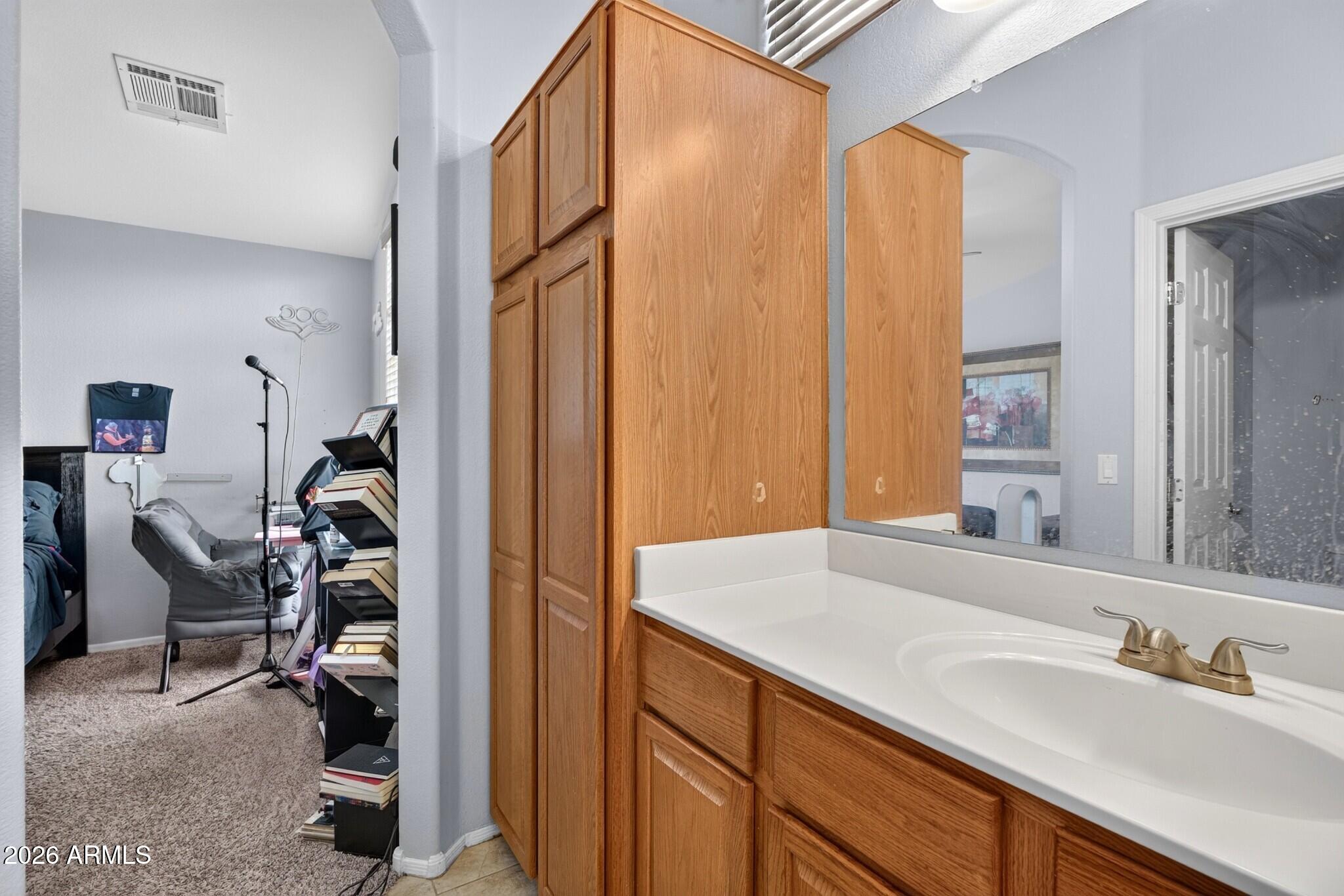 1350 S GREENFIELD Road 1202