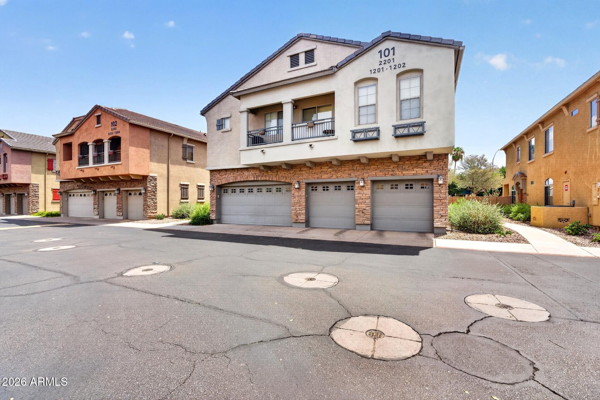 1350 S GREENFIELD Road 1202