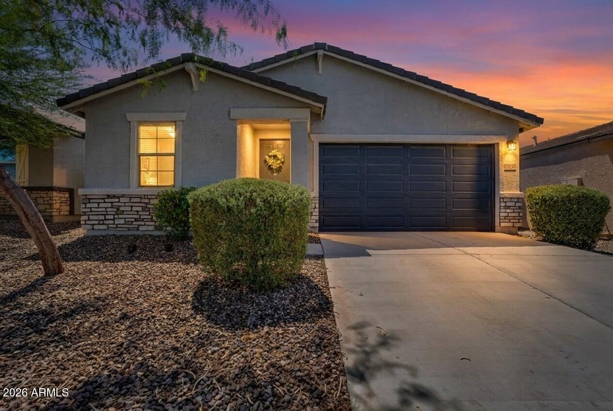 33908 N BEEBLOSSOM Trail
