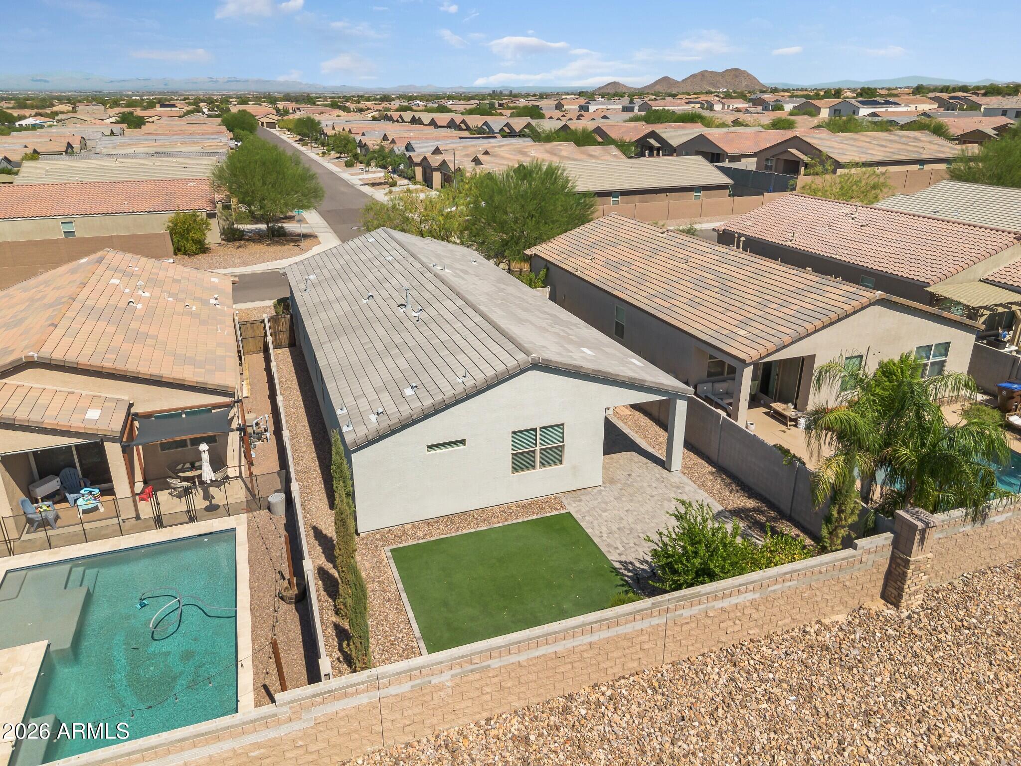 33908 N BEEBLOSSOM Trail