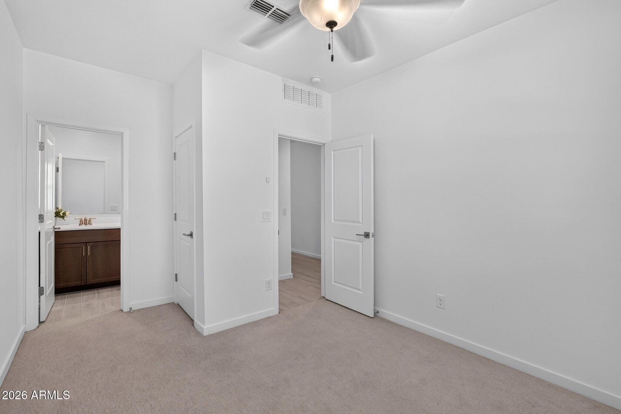 33908 N BEEBLOSSOM Trail