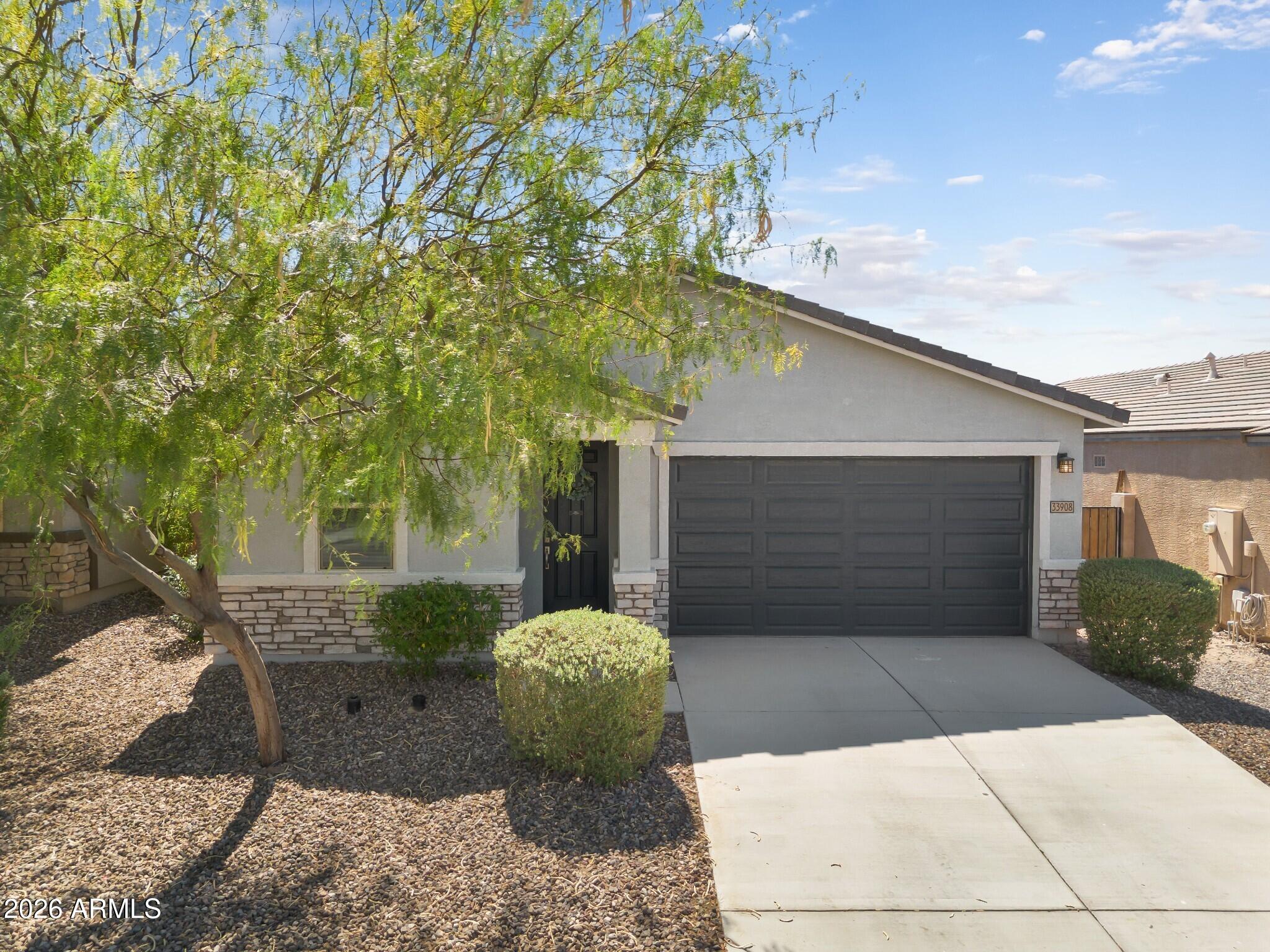 33908 N BEEBLOSSOM Trail