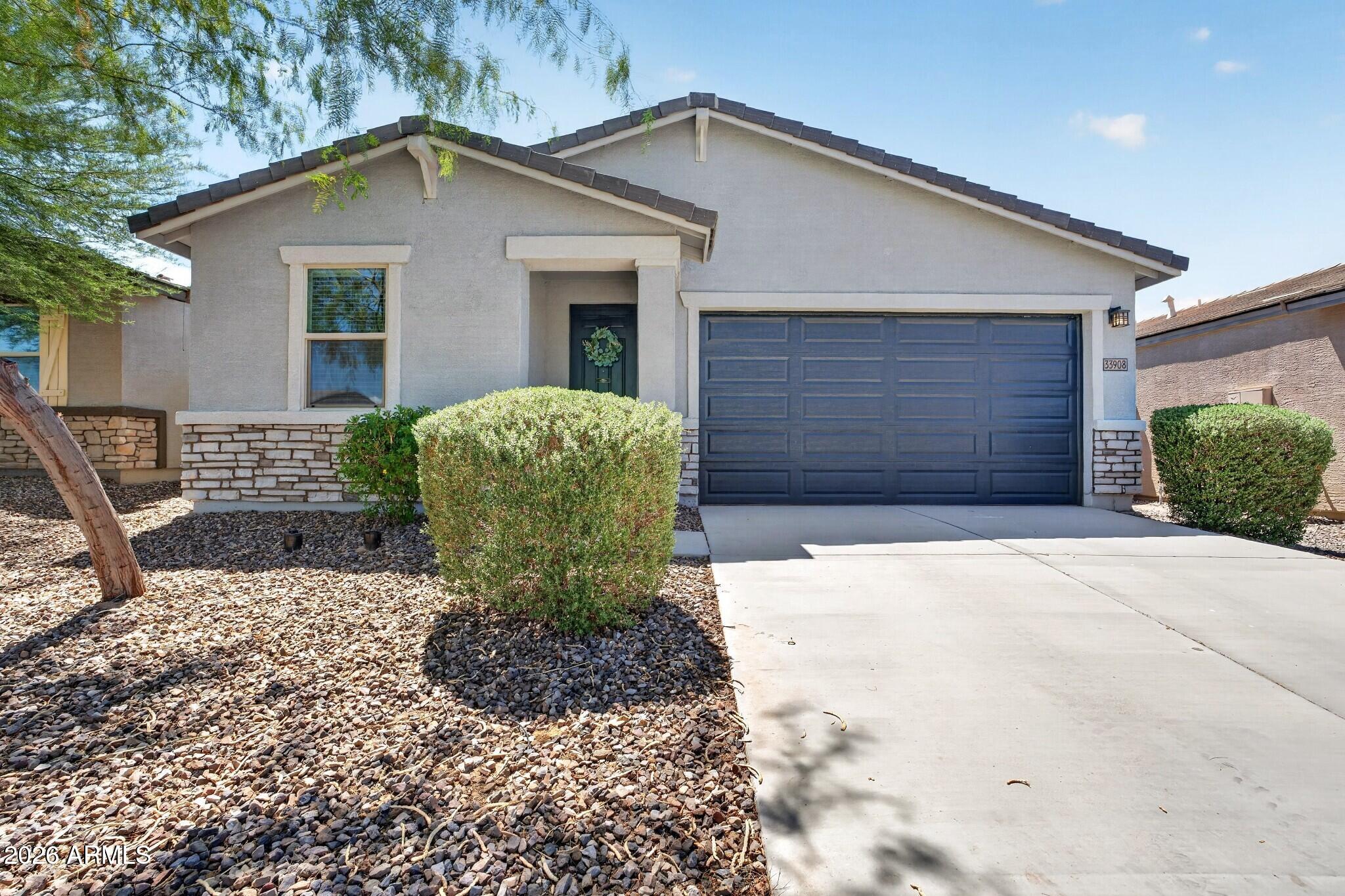 33908 N BEEBLOSSOM Trail