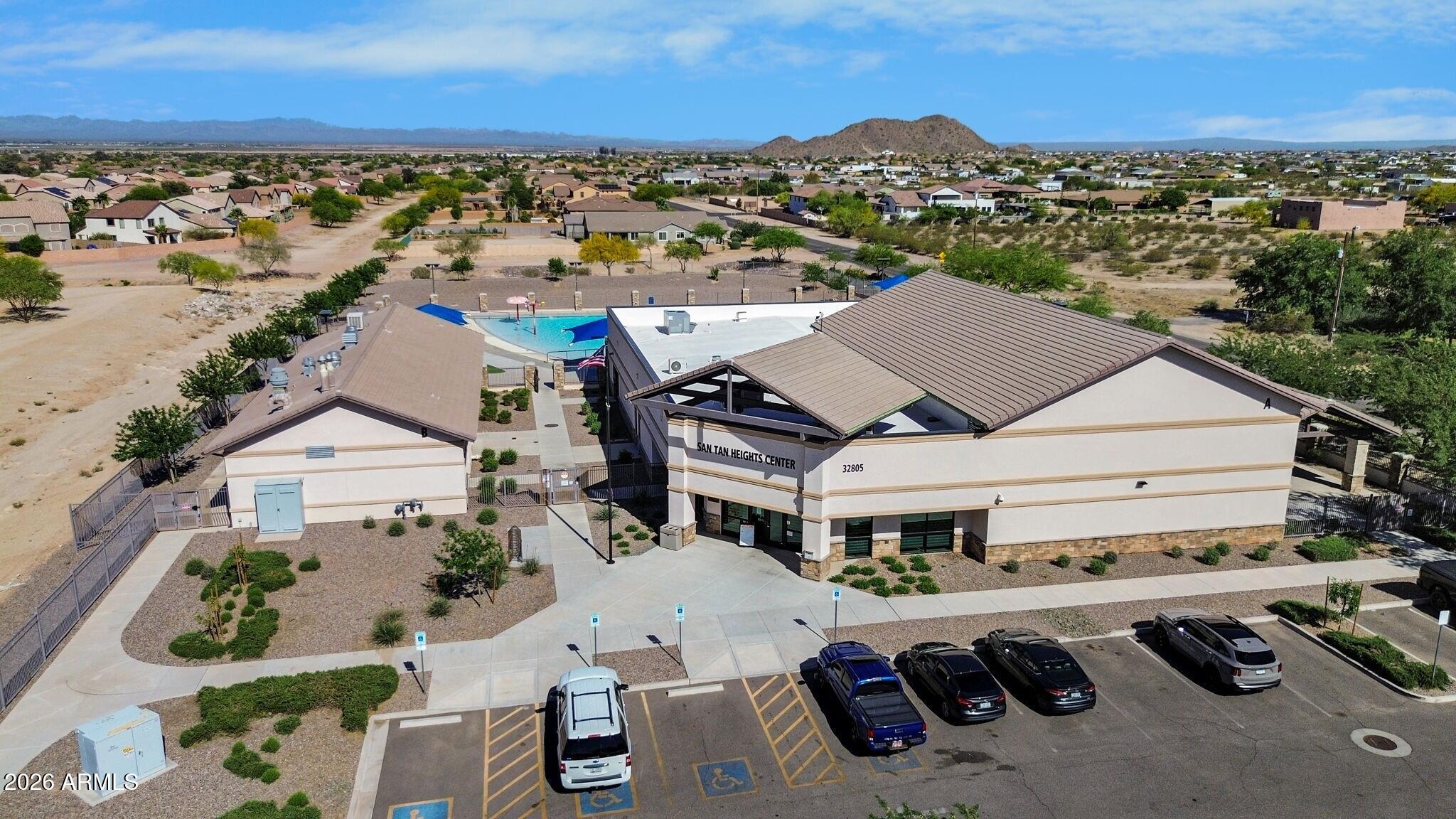 33908 N BEEBLOSSOM Trail