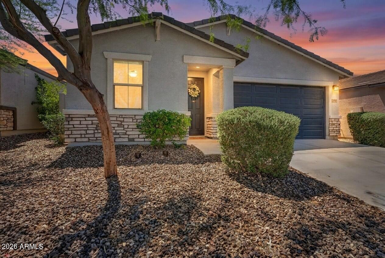 33908 N BEEBLOSSOM Trail