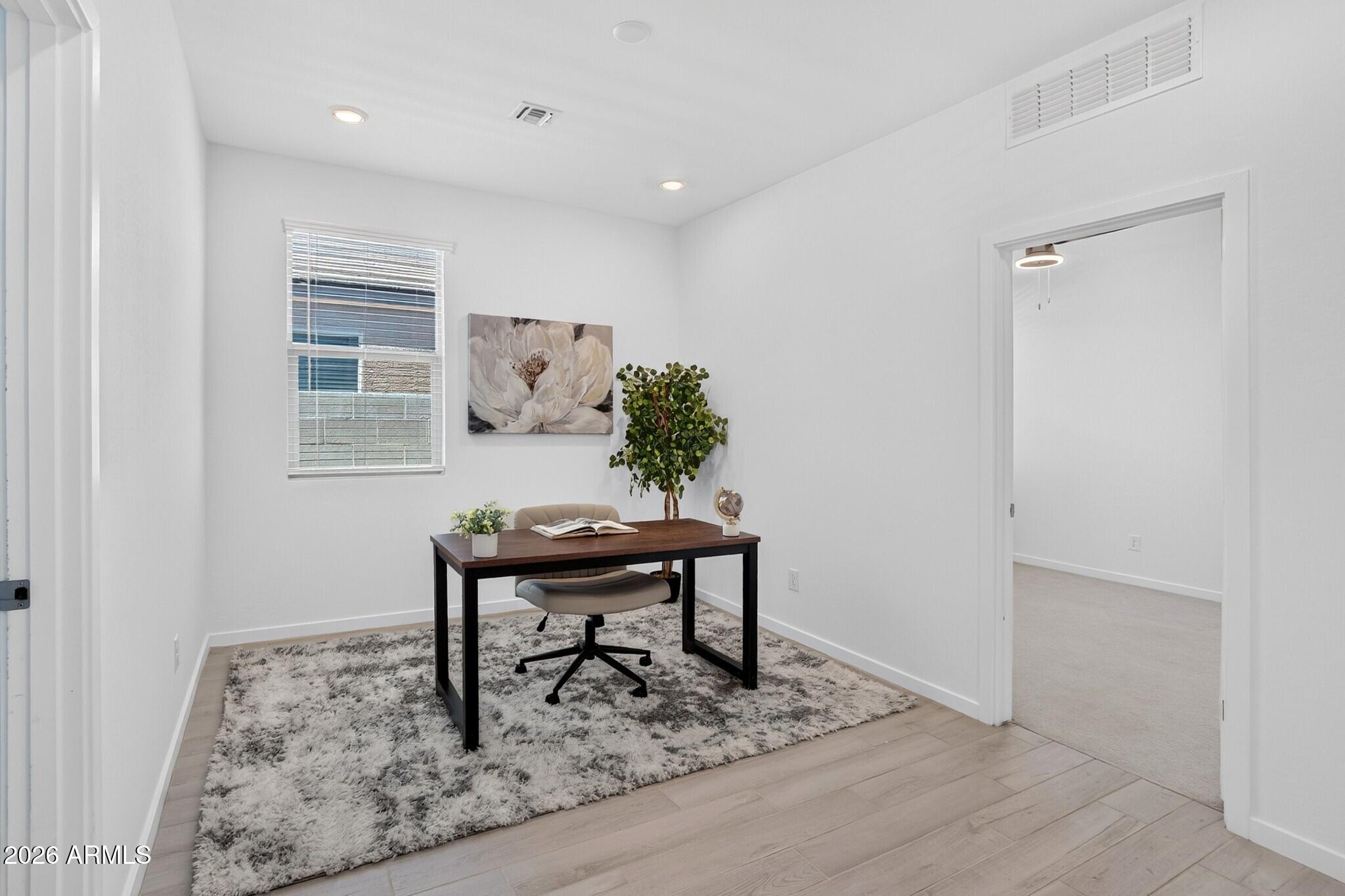 33908 N BEEBLOSSOM Trail