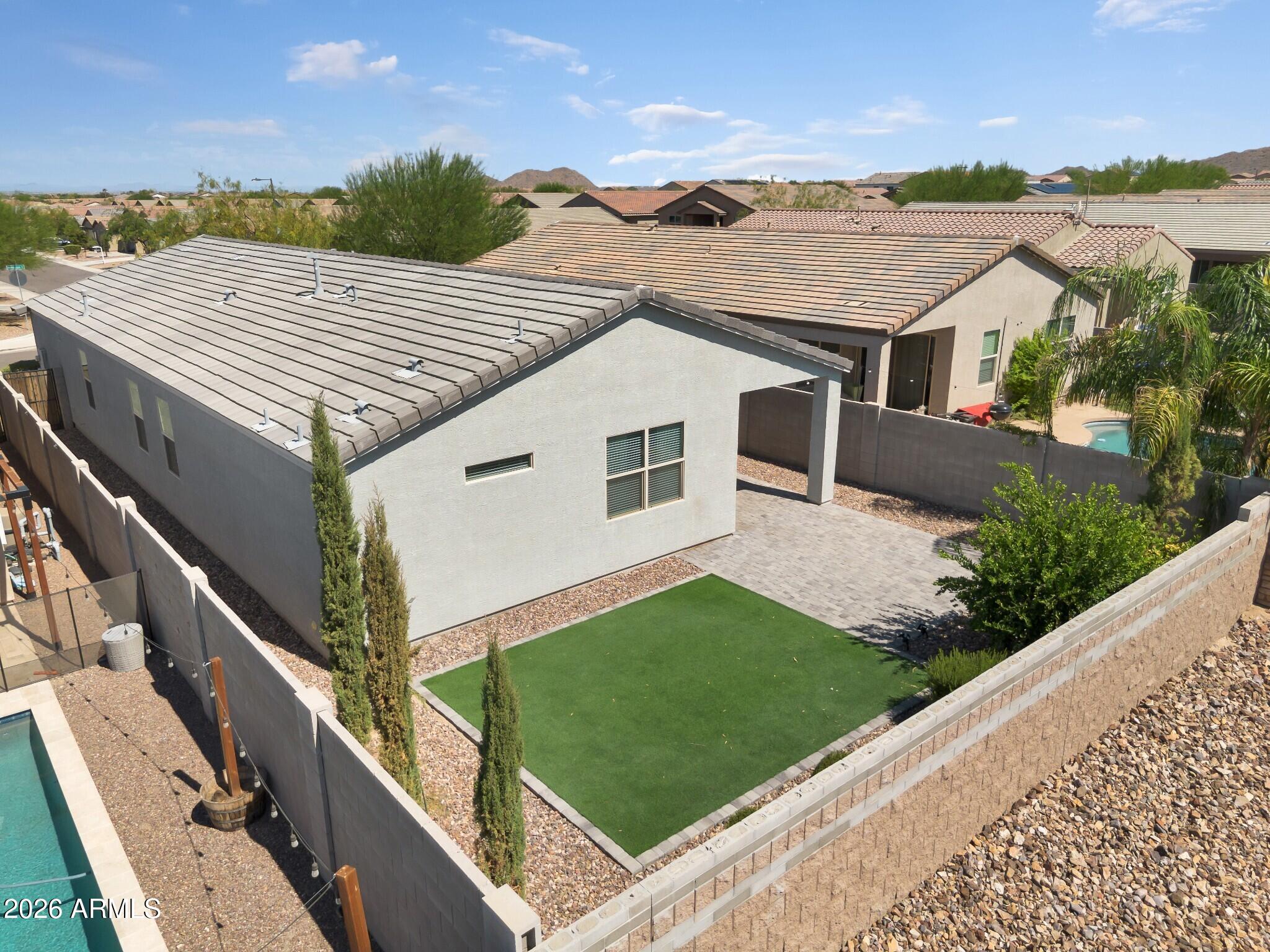 33908 N BEEBLOSSOM Trail