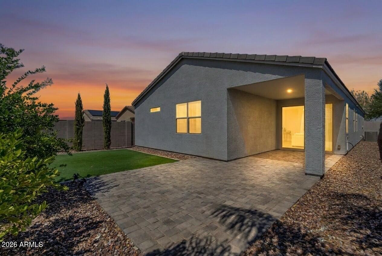 33908 N BEEBLOSSOM Trail