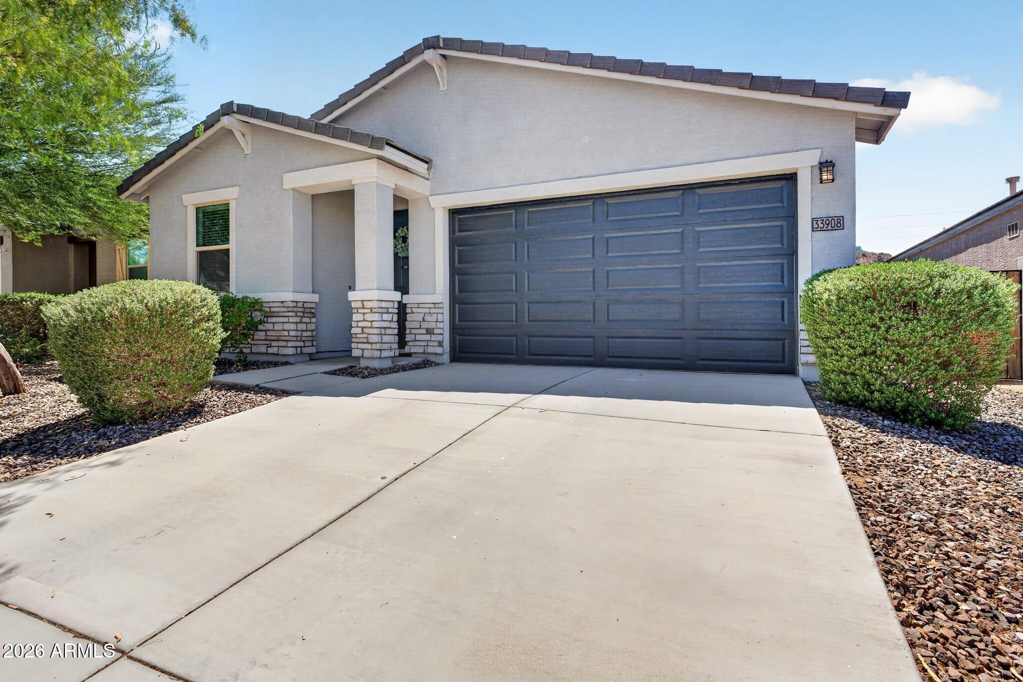 33908 N BEEBLOSSOM Trail