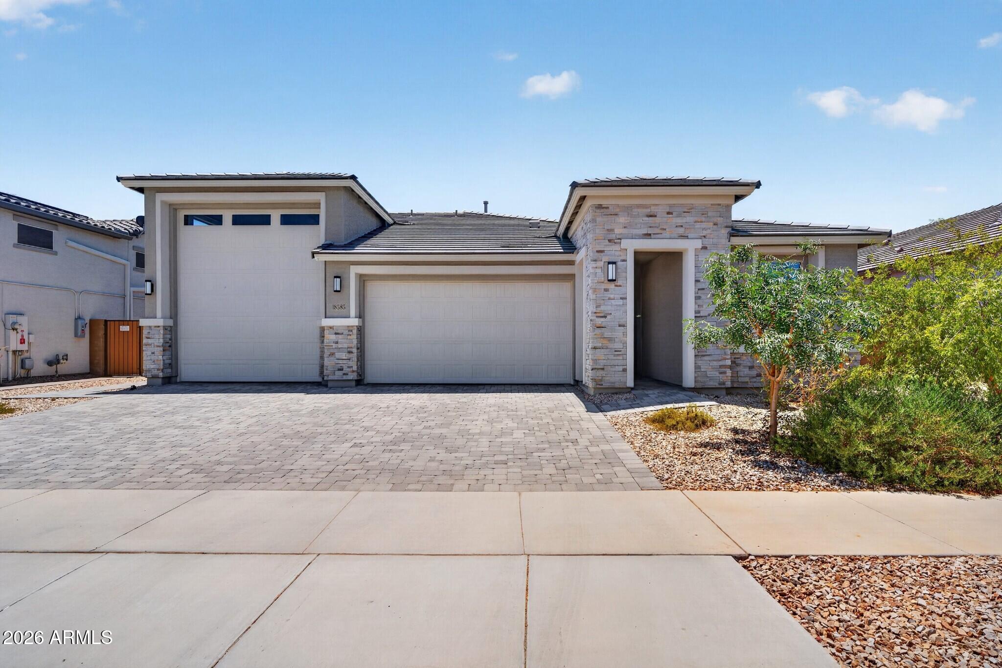 18585 W EL CORTEZ Place