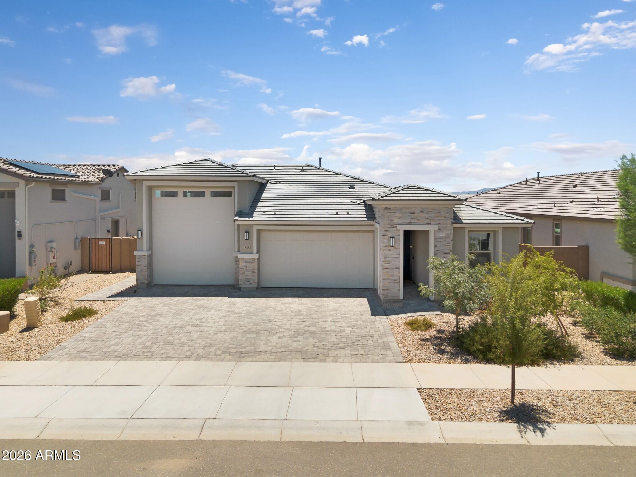 18585 W EL CORTEZ Place