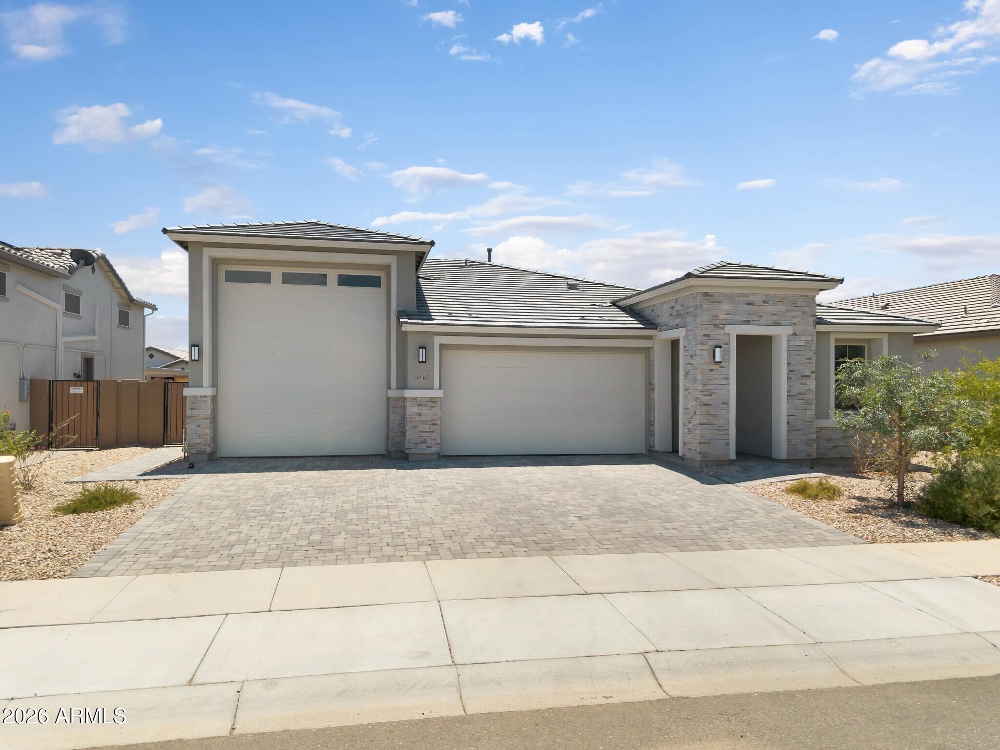 18585 W EL CORTEZ Place