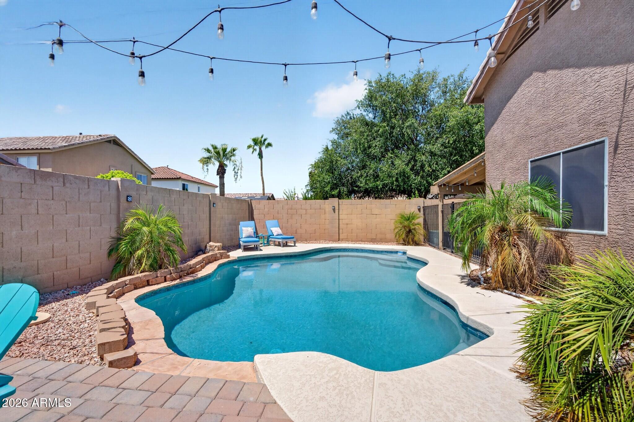2553 E JASPER Drive