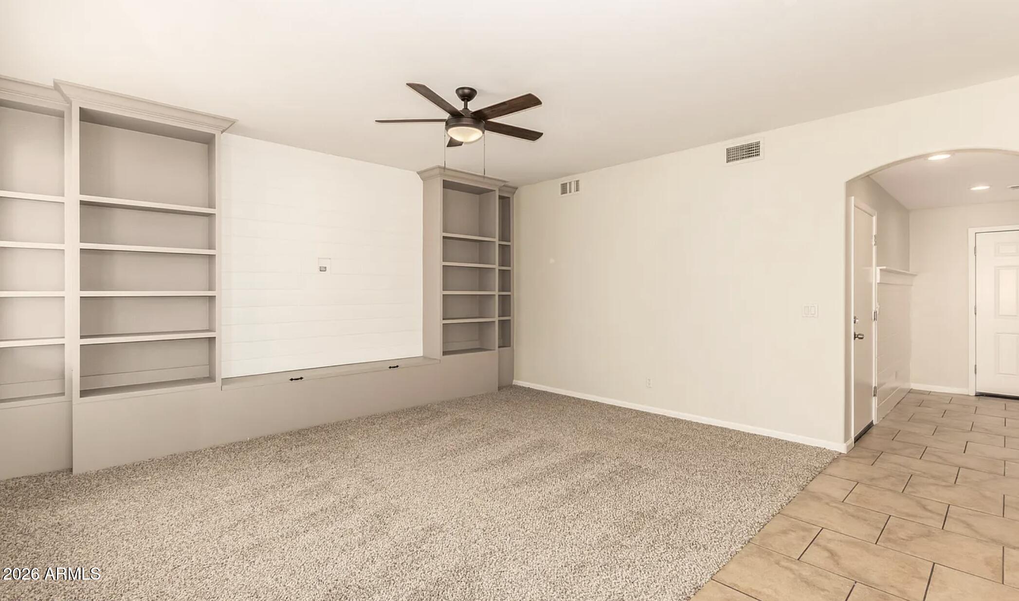 711 S PAUSTIAN Circle