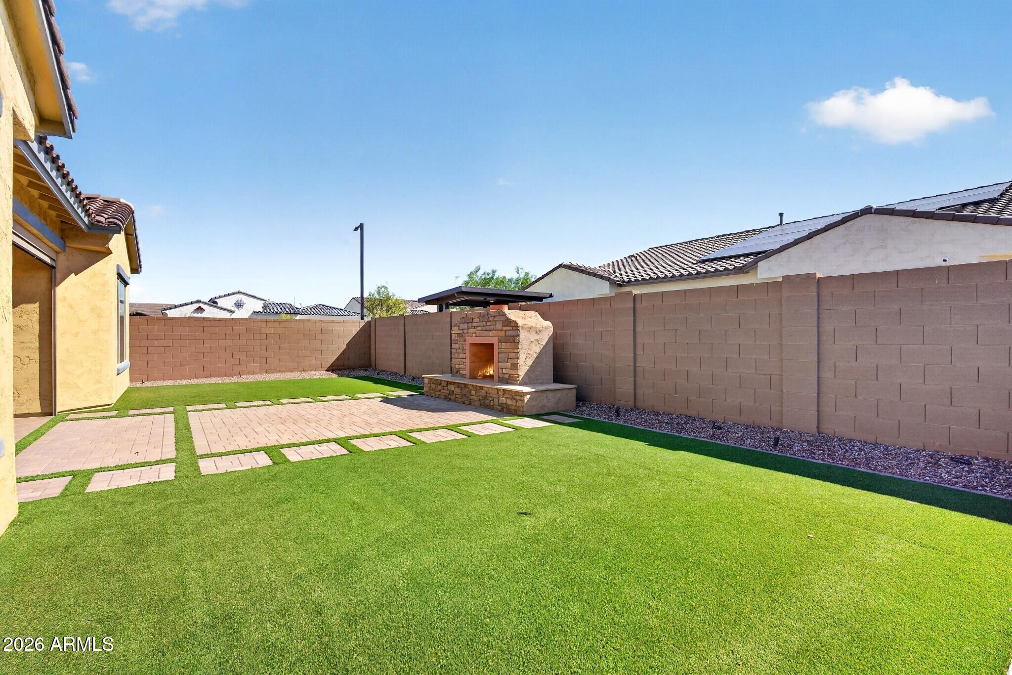 11681 N 170TH Lane