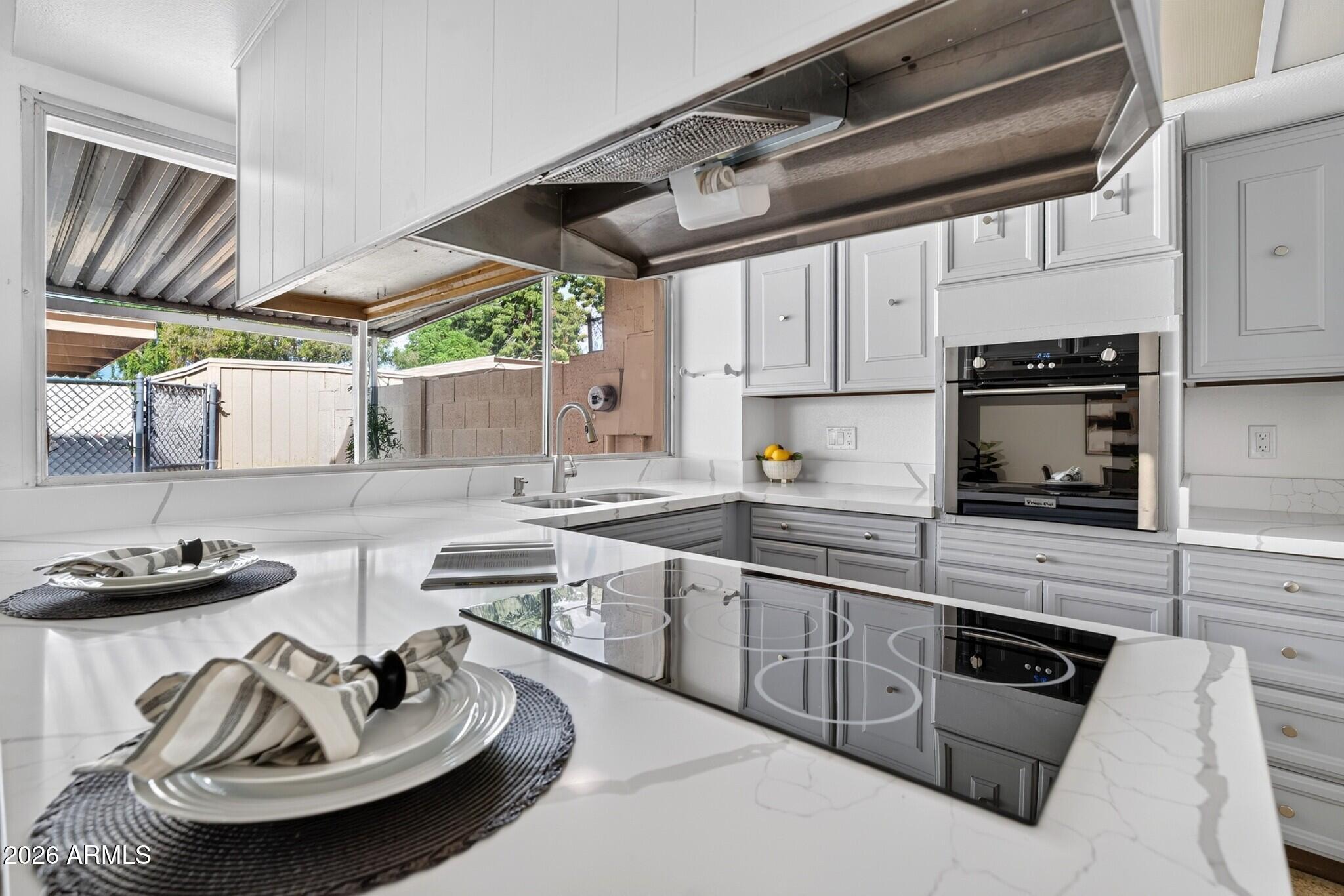 1609 E MALIBU Drive
