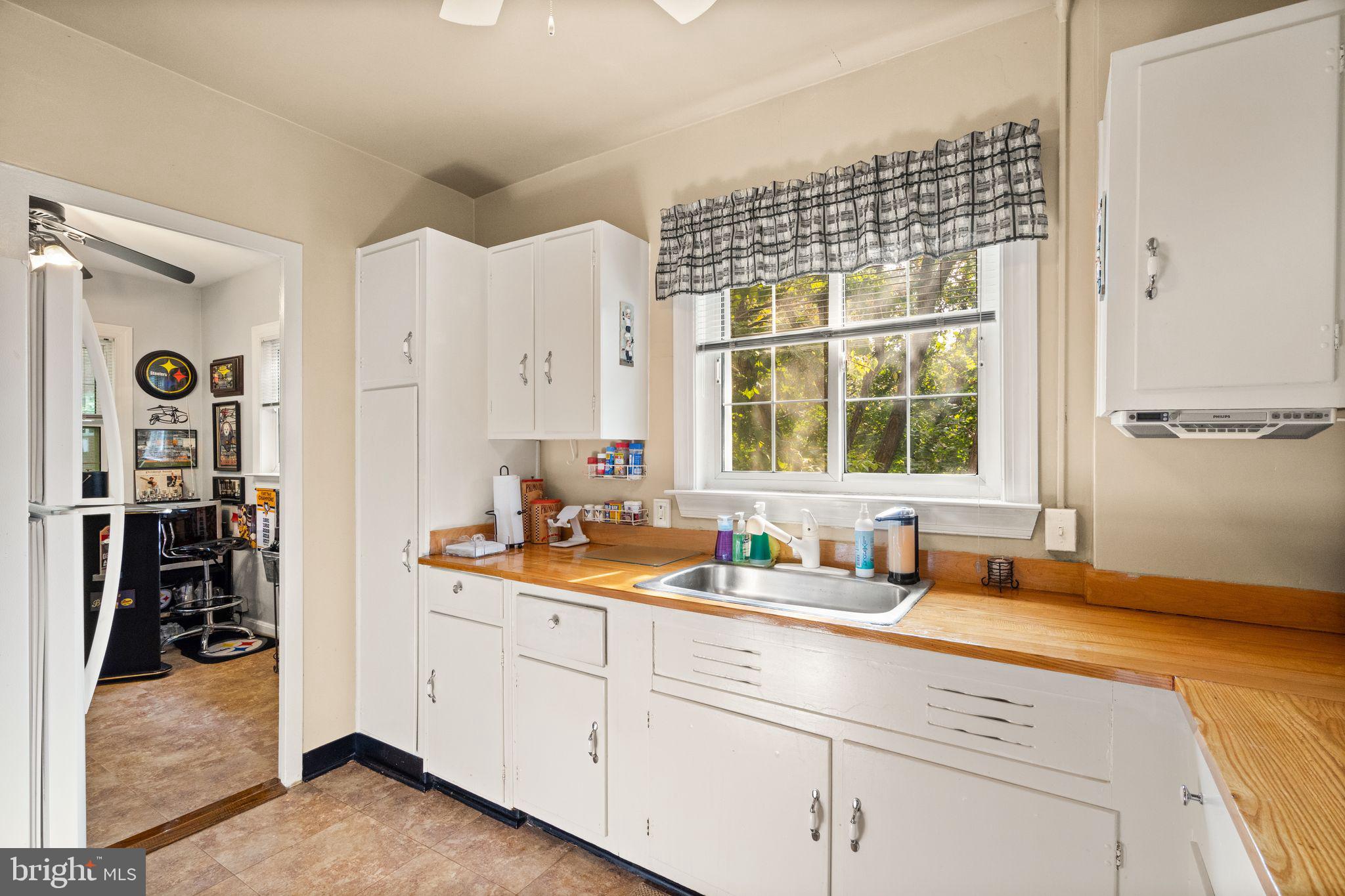 1312 MARTHA CUSTIS DRIVE