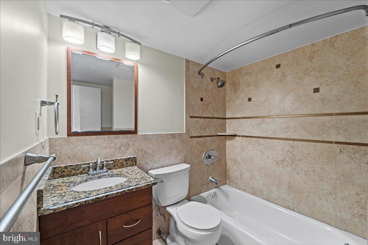 3232 S 28th STREET Unit: 201