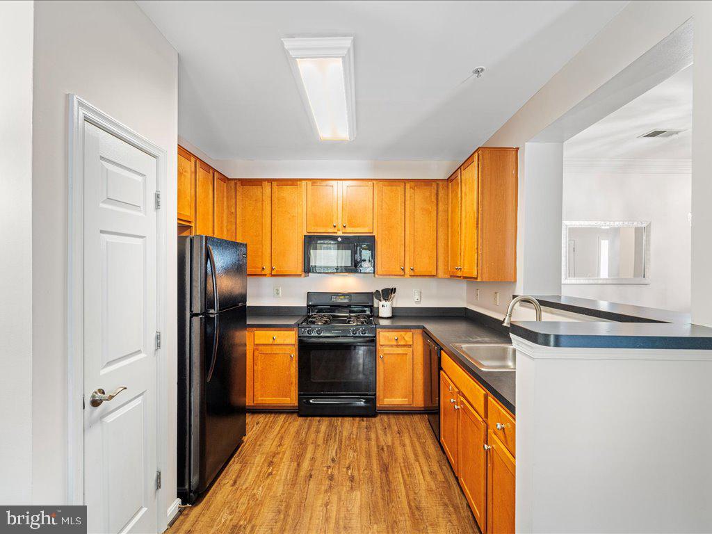 4850 Eisenhower Ave #109
