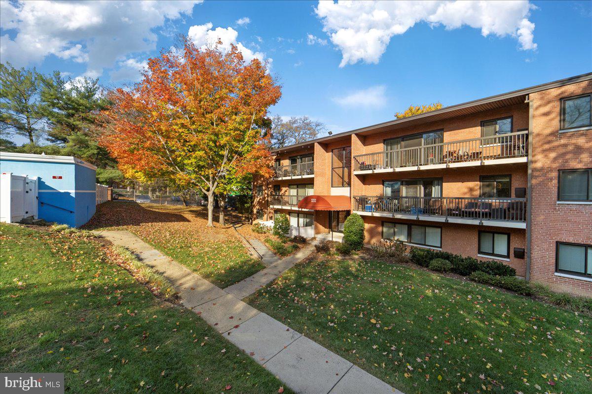 3232 S 28TH ST #201
