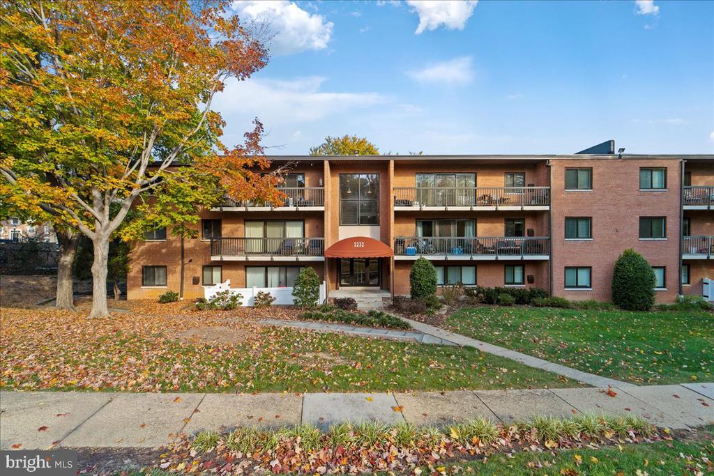 3232 S 28TH ST #201