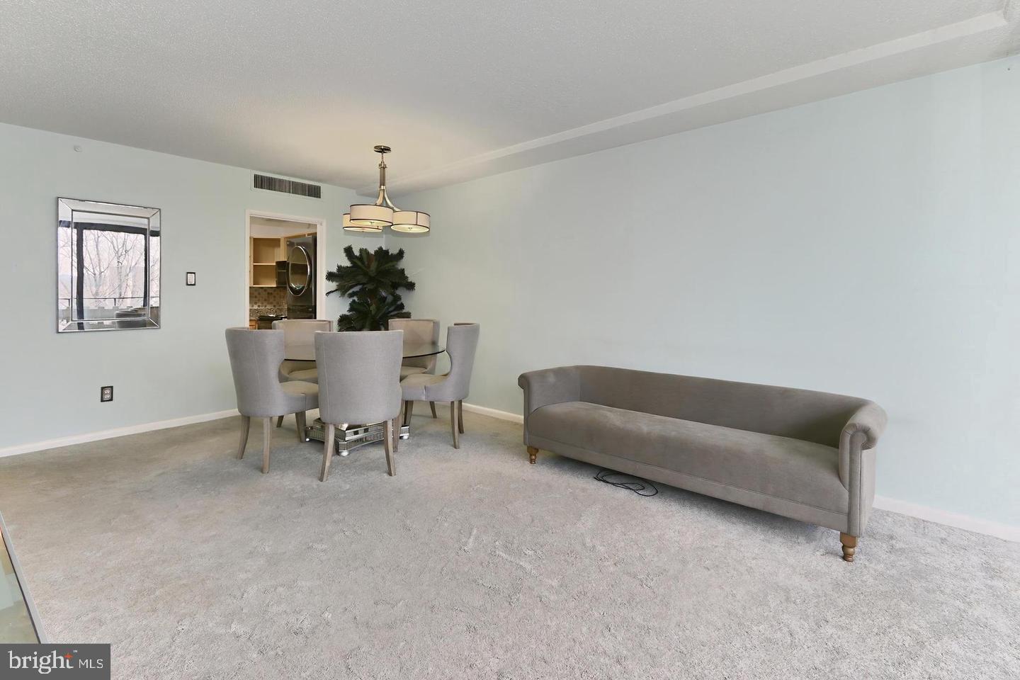 6301 Stevenson Ave #914