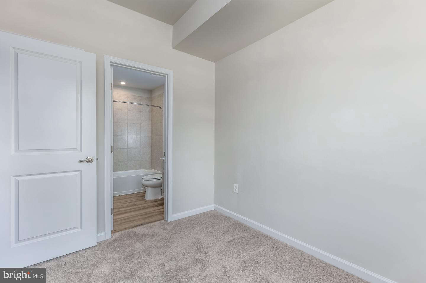 1111 RAMPART DR