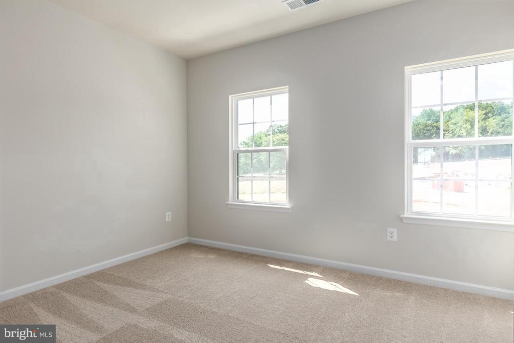 1111 RAMPART DR