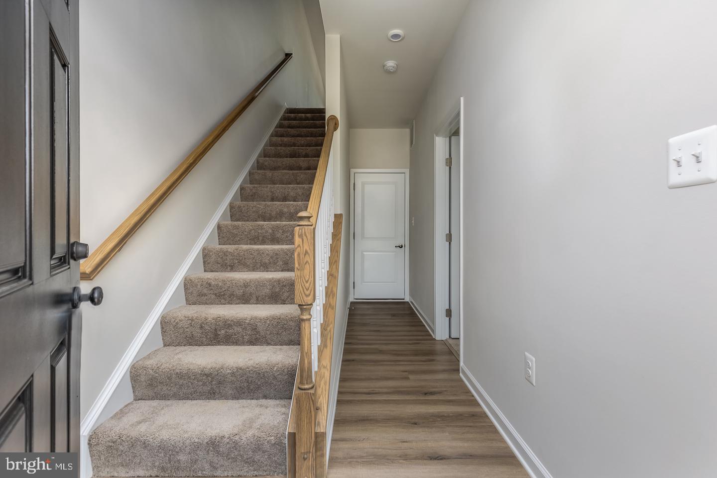 1111 RAMPART DR