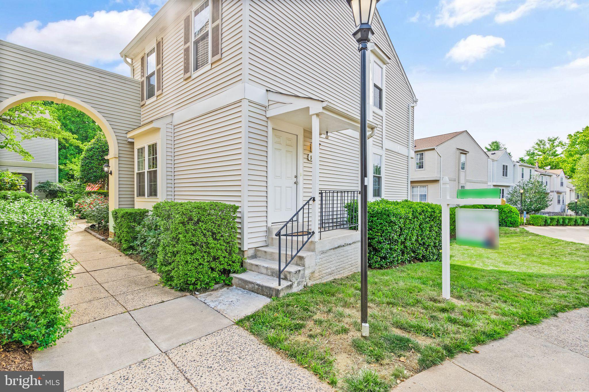 5836 BRIDGETOWN COURT Unit: 32