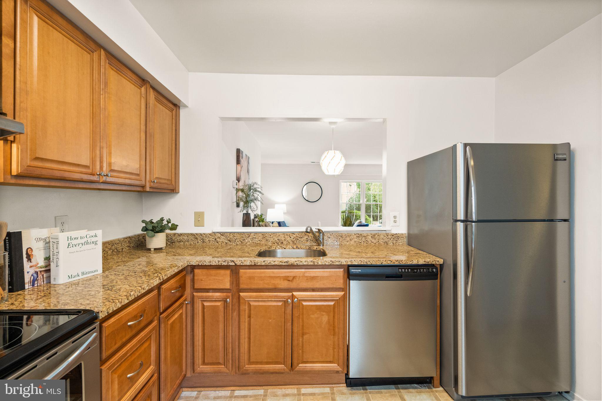 5836 BRIDGETOWN COURT Unit: 32