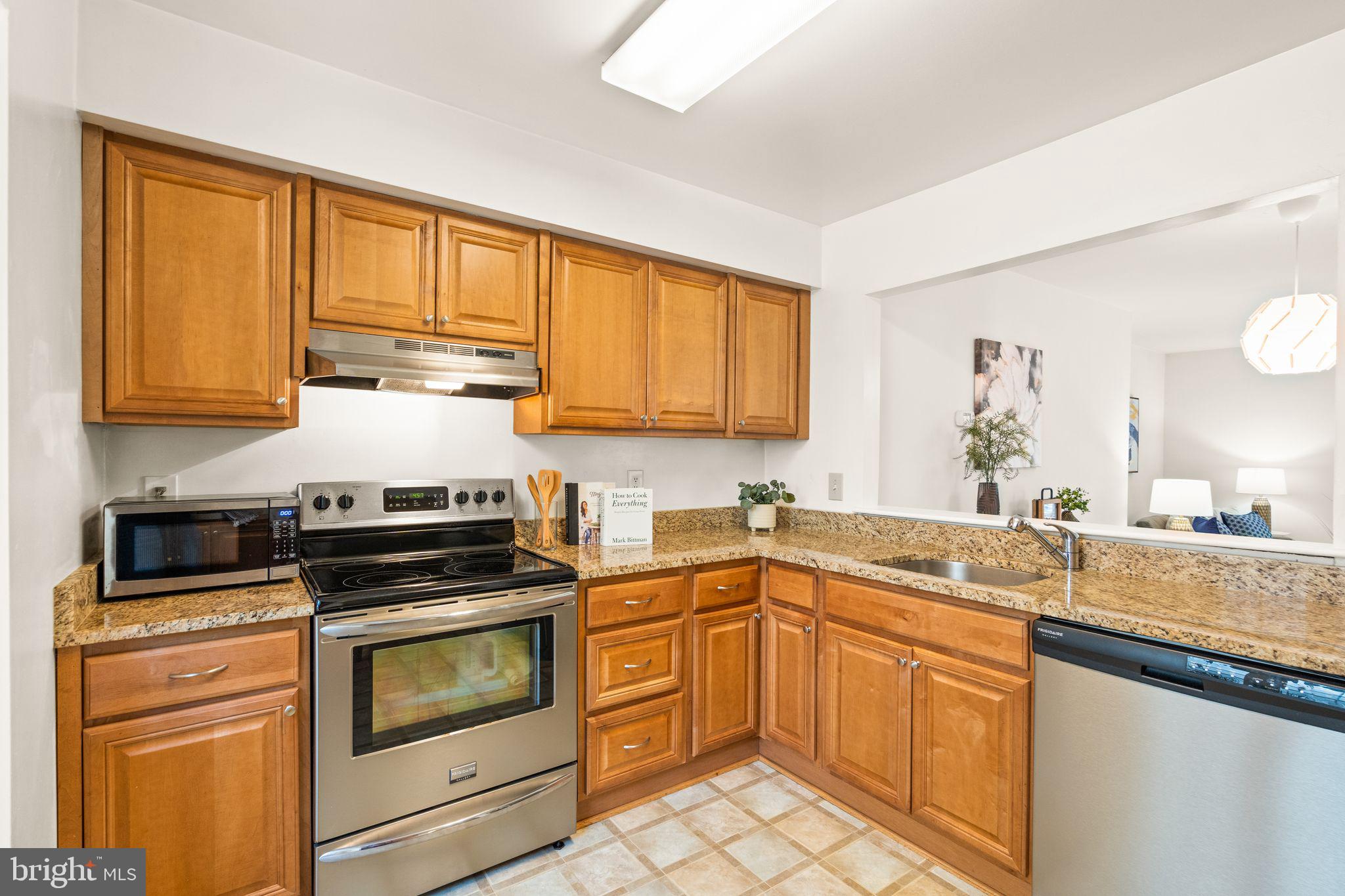 5836 BRIDGETOWN COURT Unit: 32