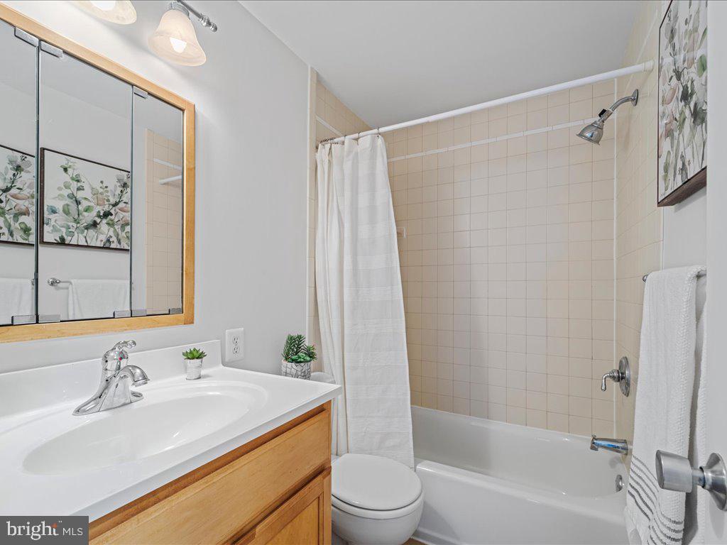 11942 Escalante Ct
