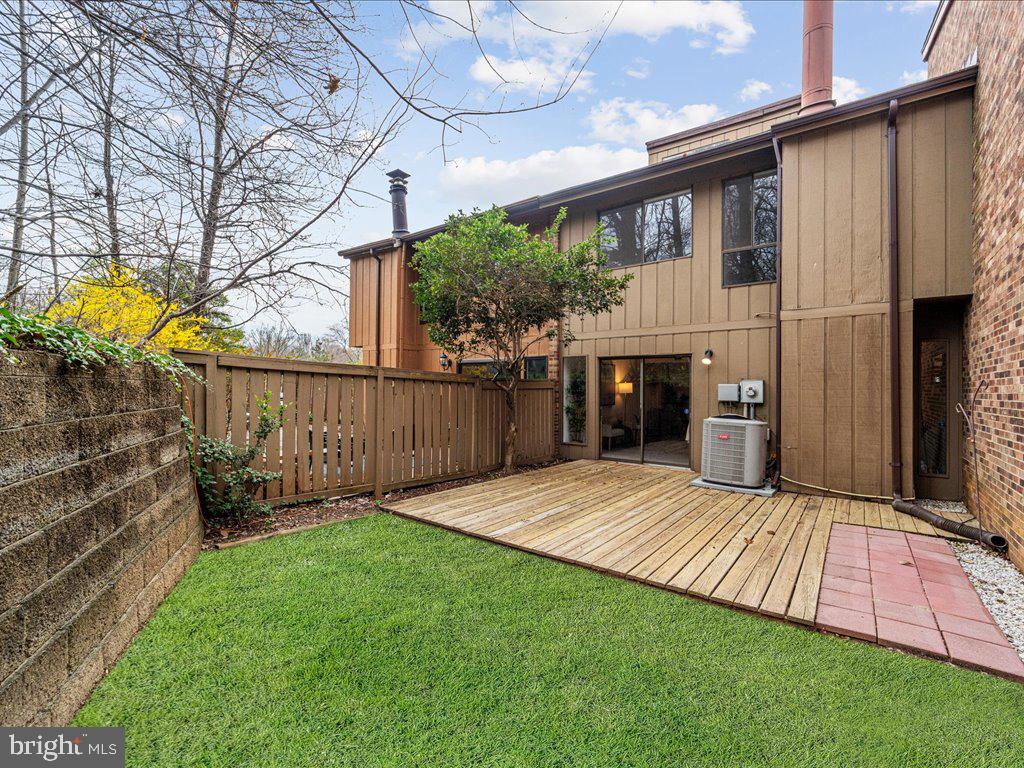 11942 Escalante Ct