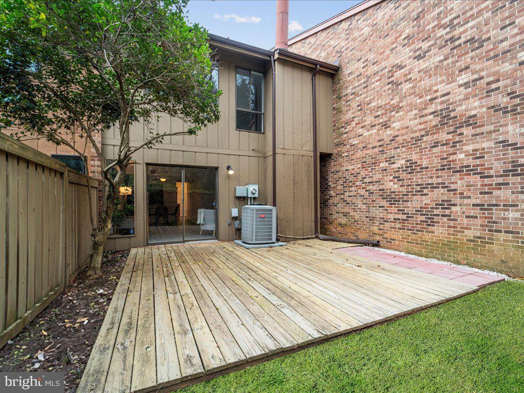 11942 Escalante Ct