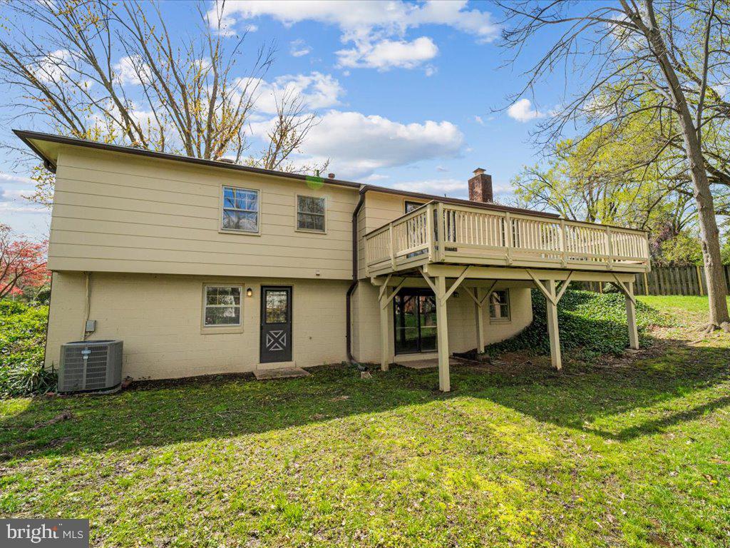 4502 Hadrian Ct