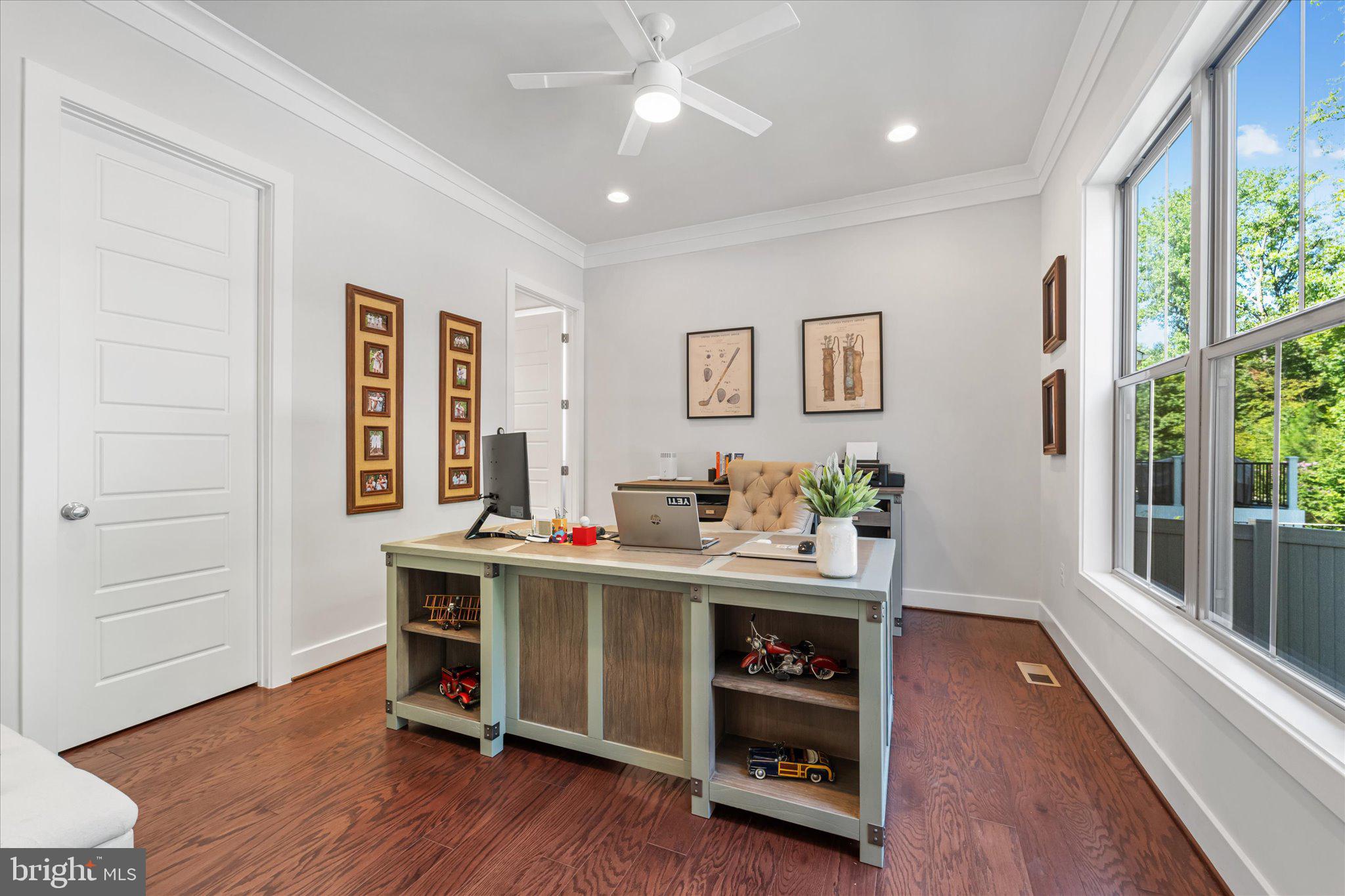 13064 Amber Dell Ct