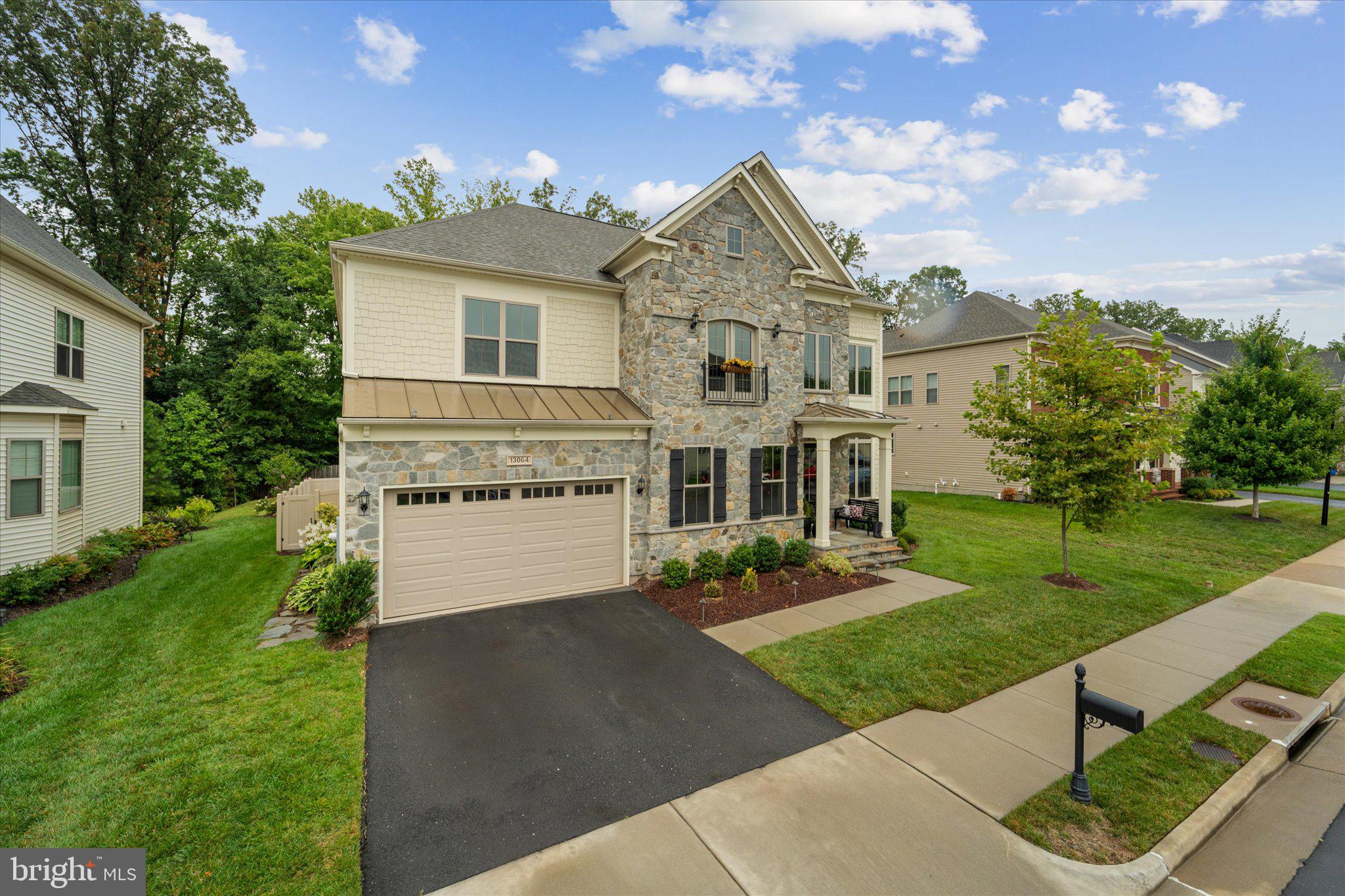 13064 Amber Dell Ct