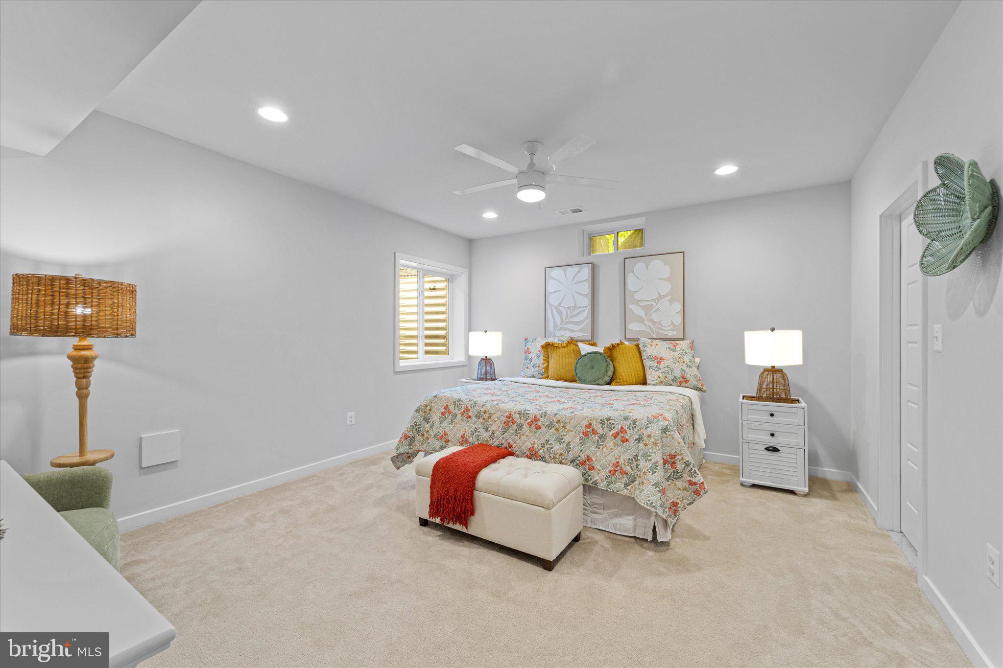 13064 Amber Dell Ct
