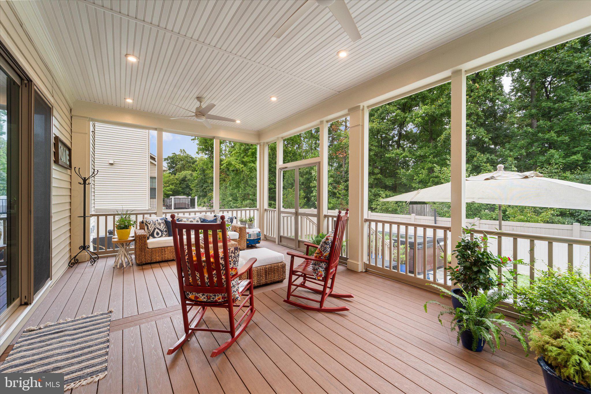 13064 Amber Dell Ct