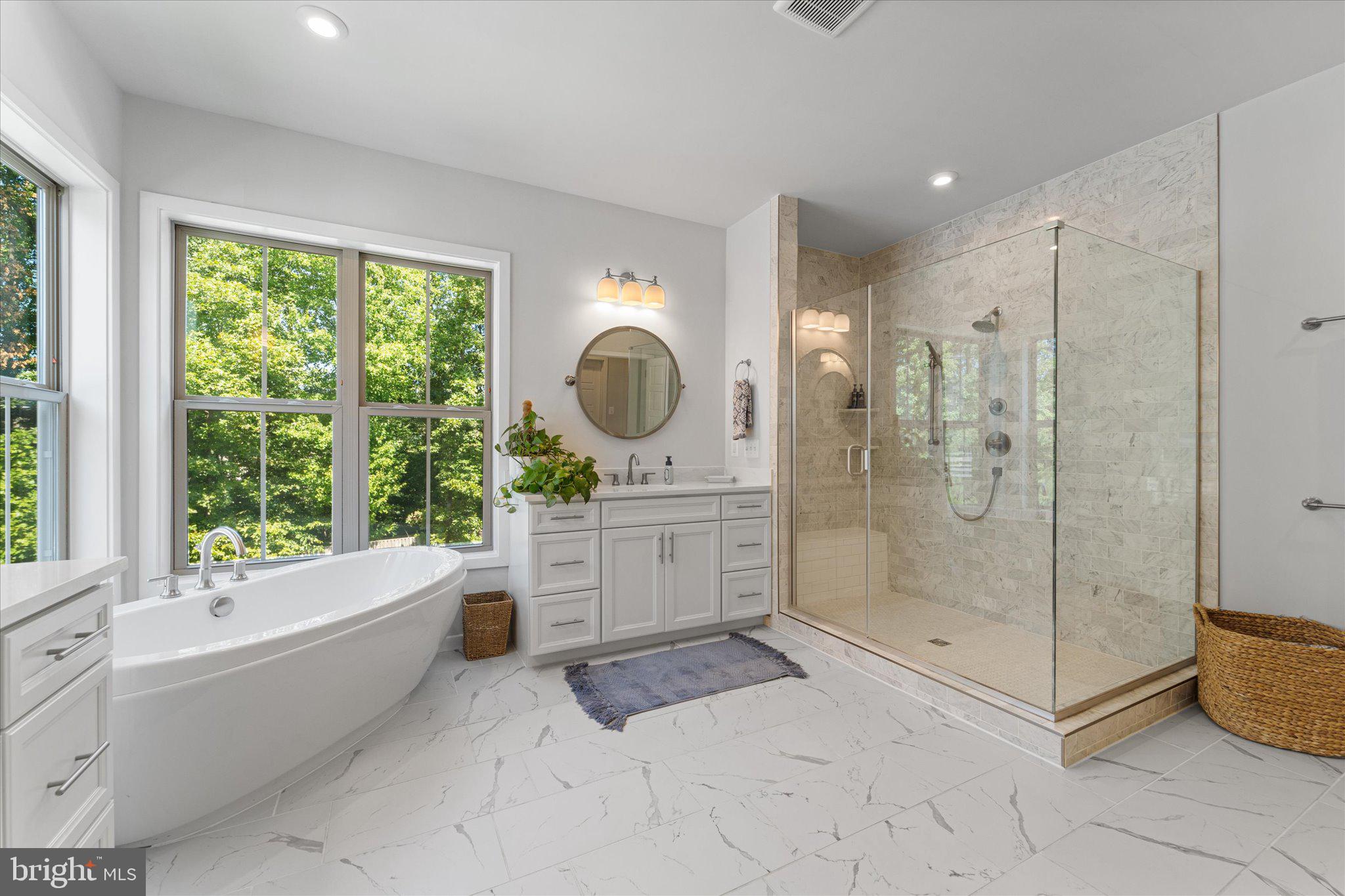 13064 Amber Dell Ct