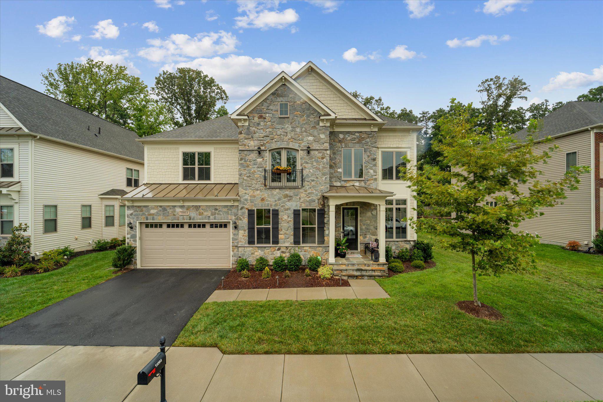 13064 Amber Dell Ct