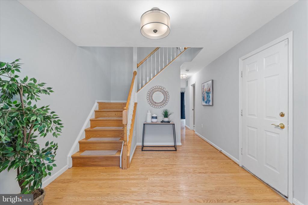 4032 Stonehenge Way