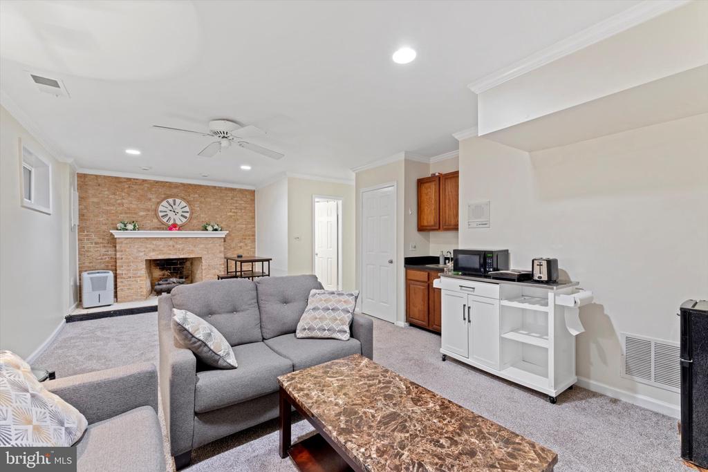 2783 Carter Farm Ct