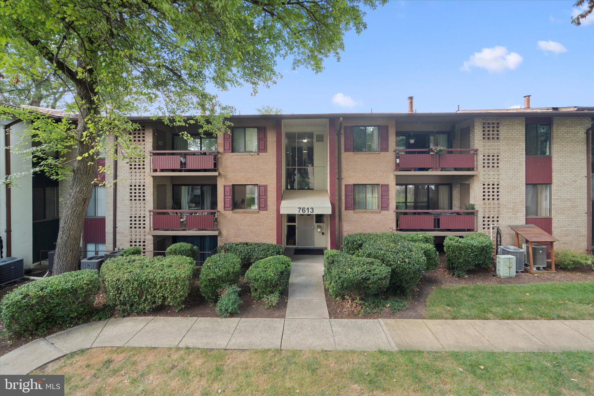 7613 Lee Hwy #302