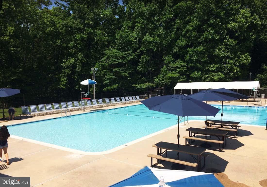 8121 Truro Ct